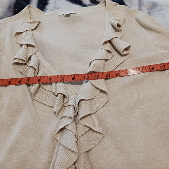 New York & Company Ruffle Front Cardigan Beige M EUC - Picture 7 of 13